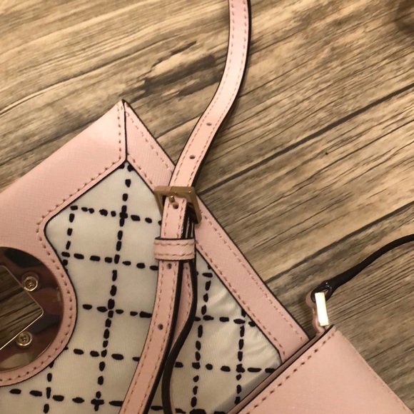 kate spade Handbags - Kate Spade pink clutch/crossbody purse